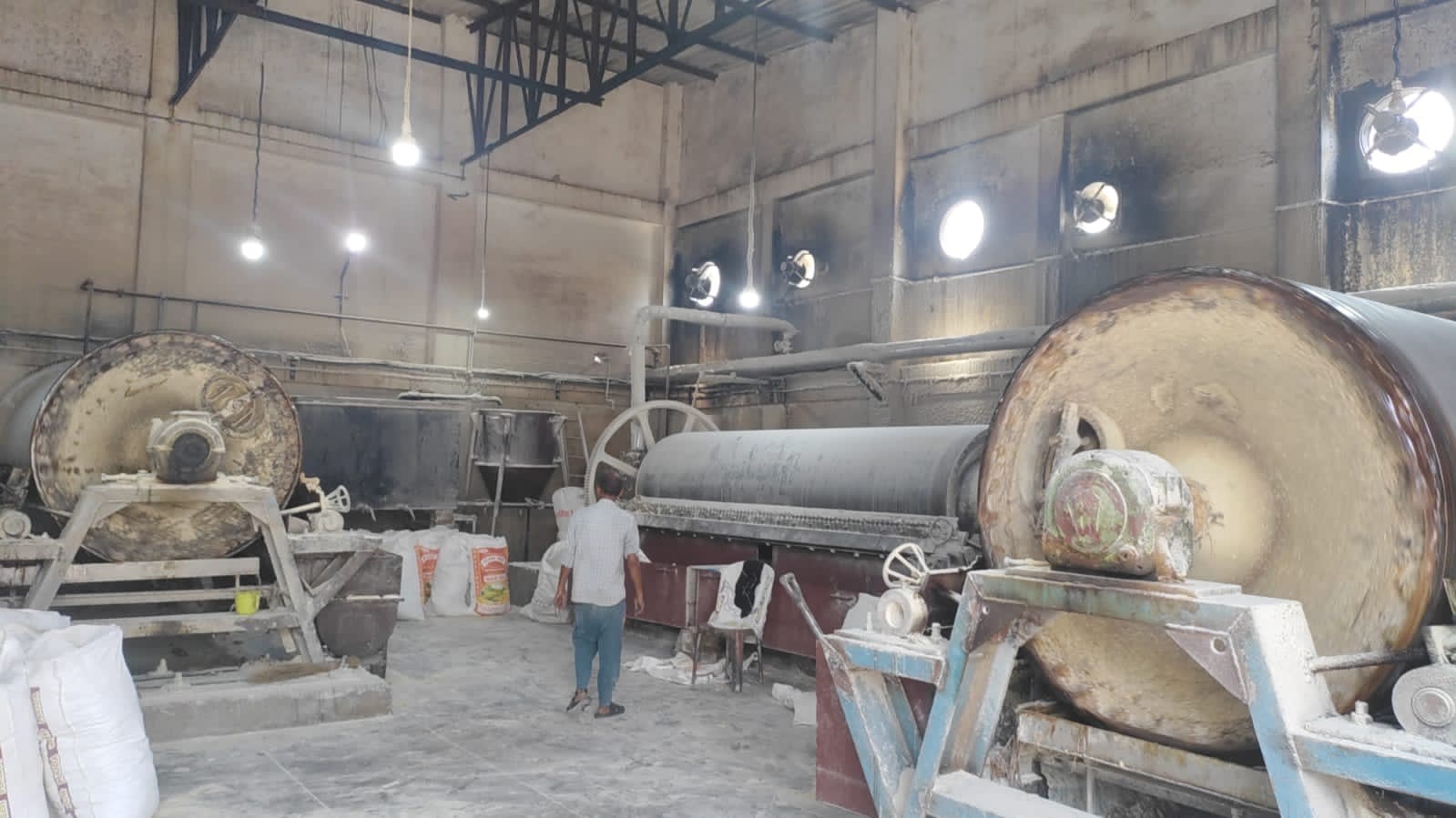 Large-scale evaporation tanks inside NTG plant